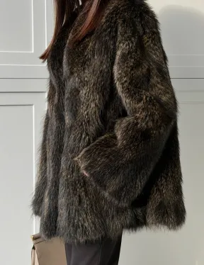 Женский полушубок из меха Финского енота Saga