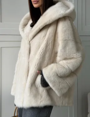 Норковый полушубок с капюшоном кобра