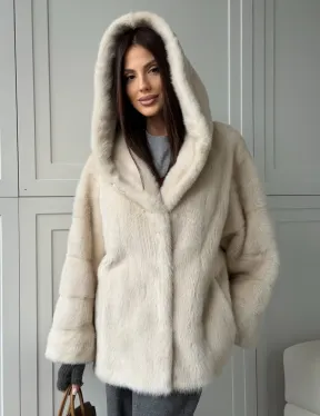 Норковый полушубок с капюшоном кобра