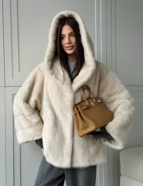 Норковый полушубок с капюшоном кобра