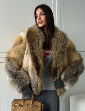Женская шуба из лисьего меха Golden Edged Fox