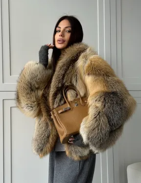 Женская шуба из лисьего меха Golden Edged Fox