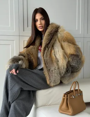 Женская шуба из лисьего меха Golden Edged Fox