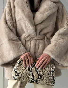 Зимняя норковая шуба фасона «летучая мышь»