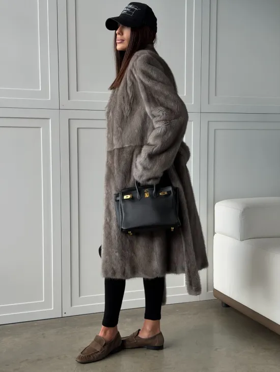 Норковая шуба из скандинавской норки - цвет серый