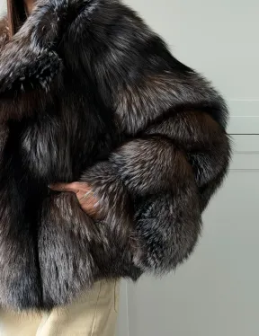 Шуба из меха блюфрост - воротник английский