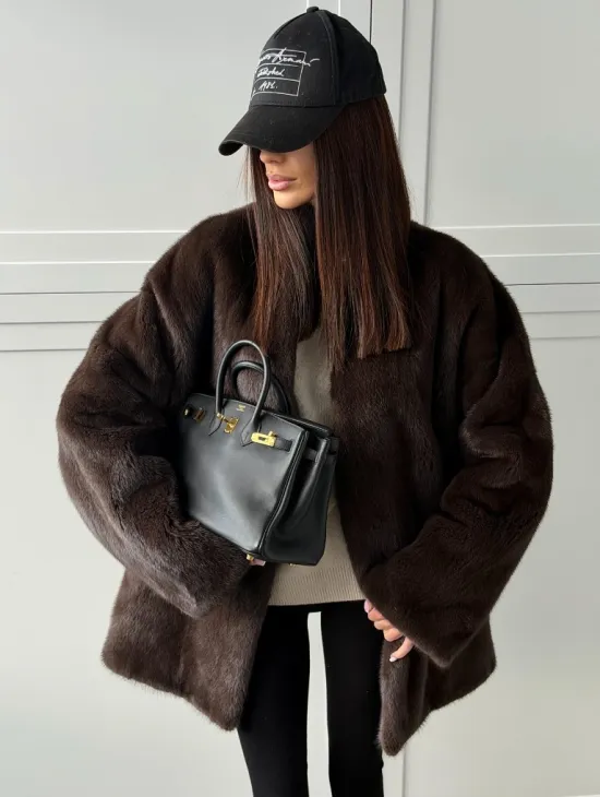 Куртка из норки с V - образным воротом