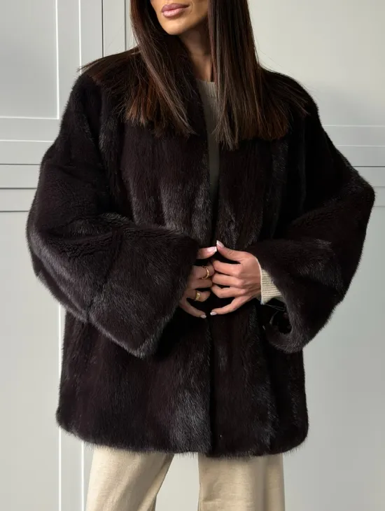 Женский норковый полушубок с V - образным воротником