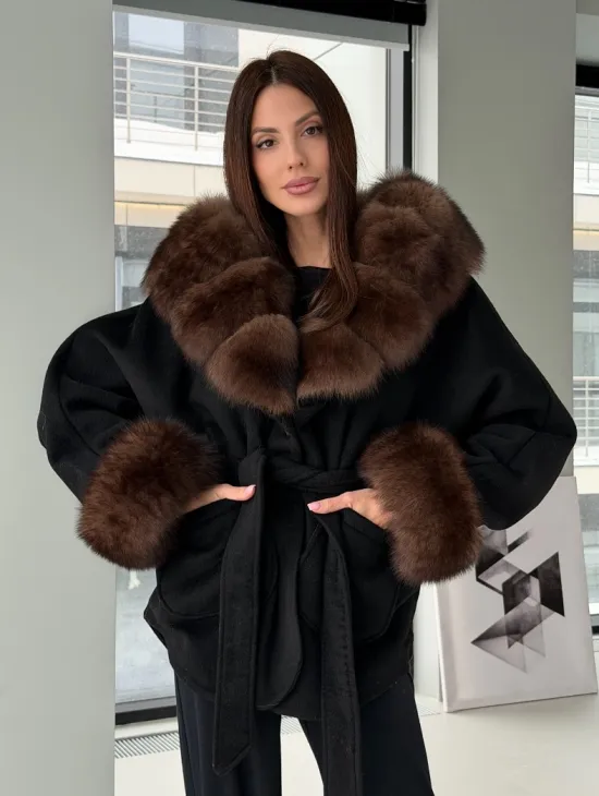 Пальто с капюшоном из финского песца - фото 13