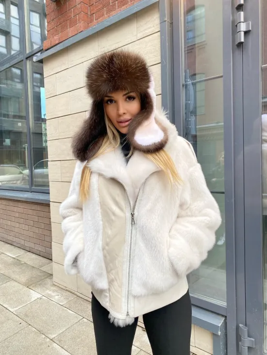 Зимняя норковая куртка с отделкой из белой овчины