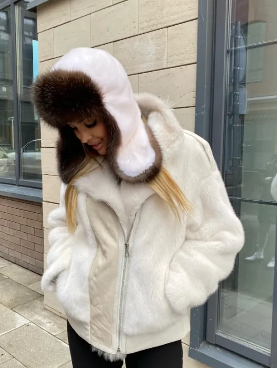 Зимняя норковая куртка с отделкой из белой овчины