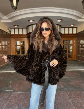 Пончо из скандинавской норки с принтом