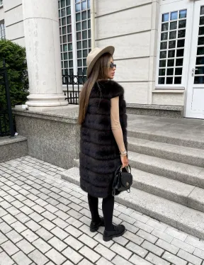 Жилет из куницы в цвете соболь