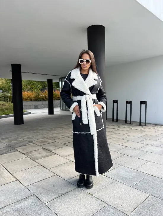 Черная дубленка из экокожи