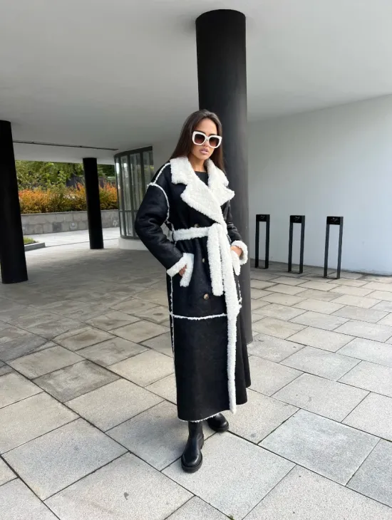 Черная дубленка из экокожи