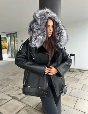 Дубленка - косуха с капюшоном из меха чернобурой лисы
