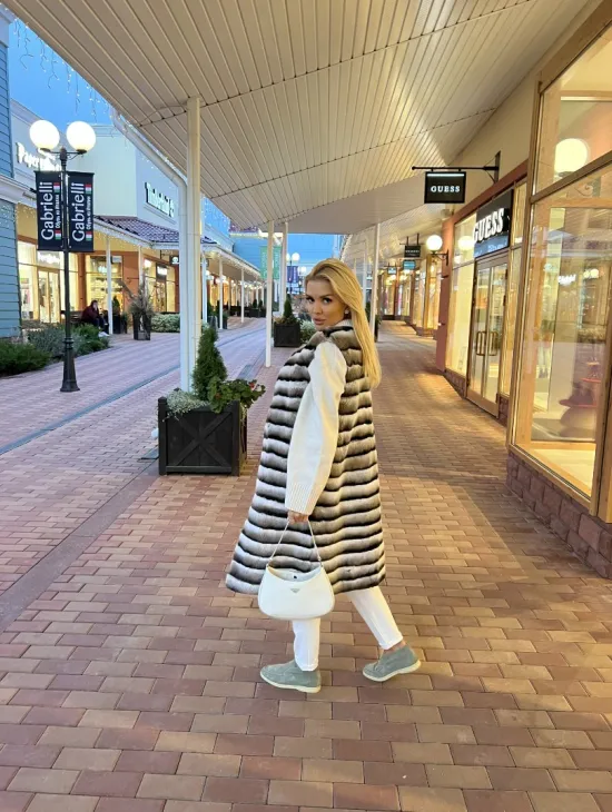 Жилет из меха орилага под шиншиллу