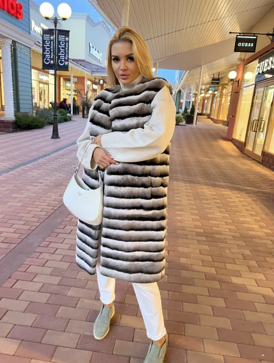 Жилет из меха орилага под шиншиллу