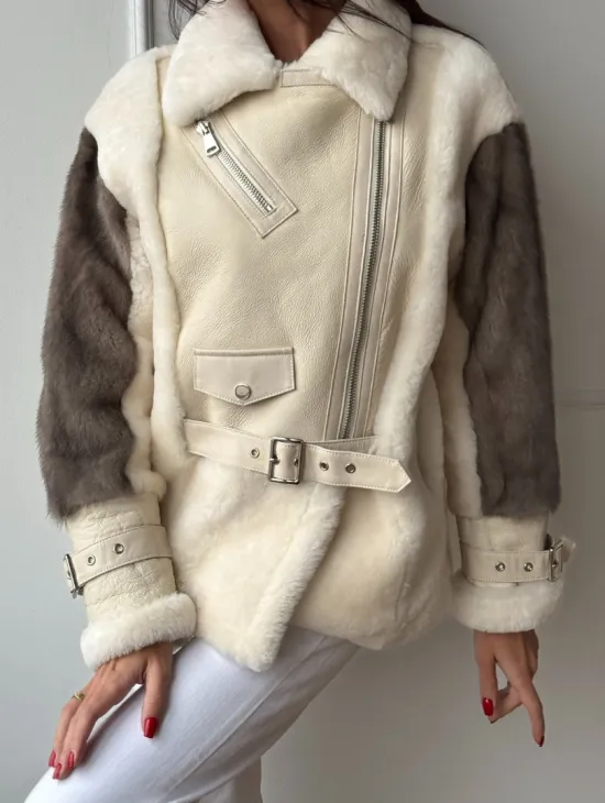 Дубленка из натуральной овчины с рукавами из меха норки