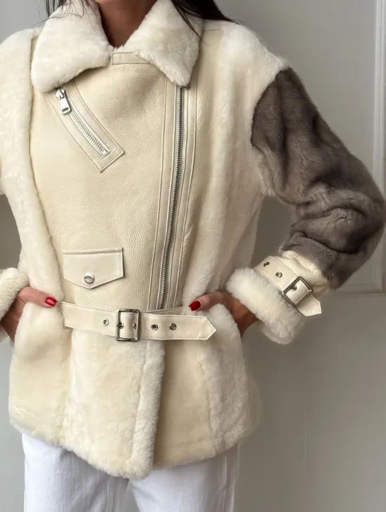 Дубленка из натуральной овчины с рукавами из меха норки