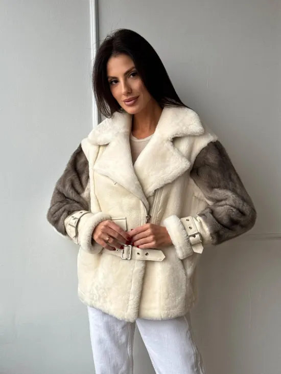 Дубленка из натуральной овчины с рукавами из меха норки