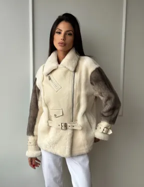 Дубленка из натуральной овчины с рукавами из меха норки