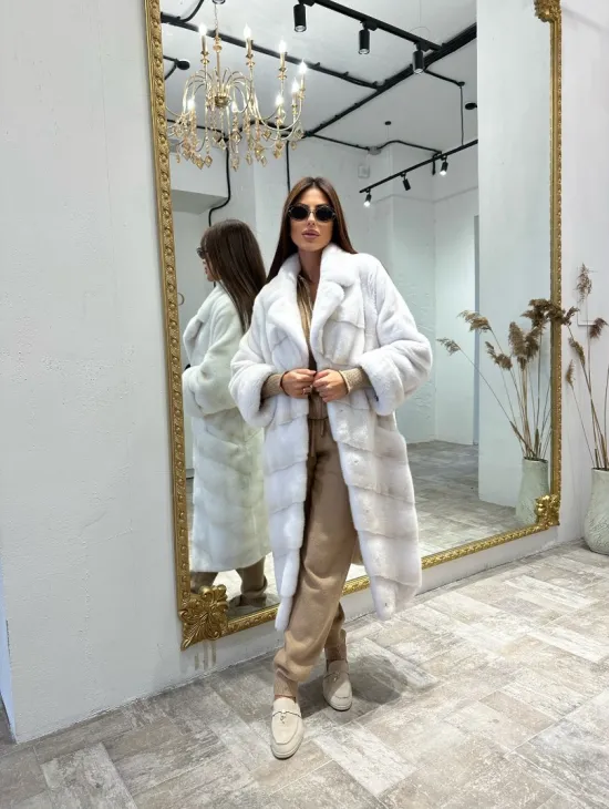 Шуба из плюшевой аукционной норки Velvet - цвет жемчуг