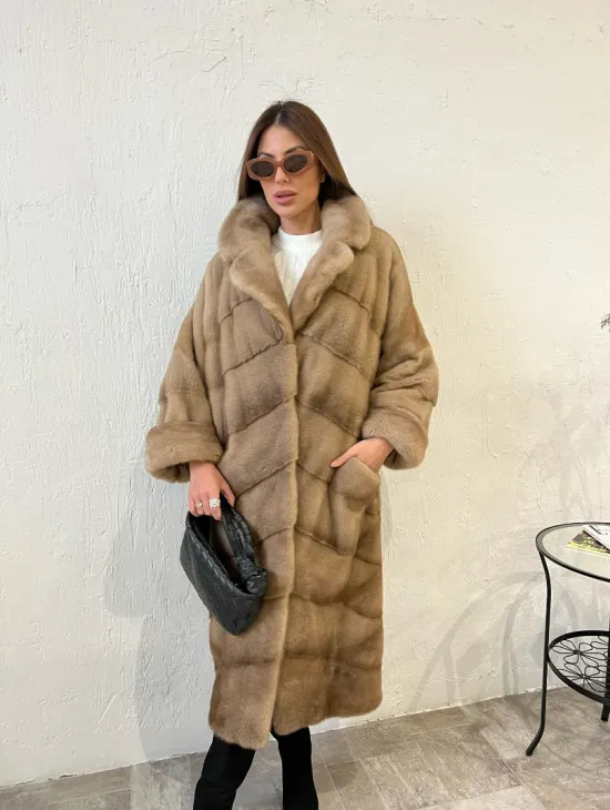 Шуба норковая SAGA FURS с английским воротником - цвет  натуральный пастель