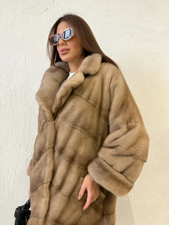 Шуба норковая SAGA FURS с английским воротником - цвет  натуральный пастель