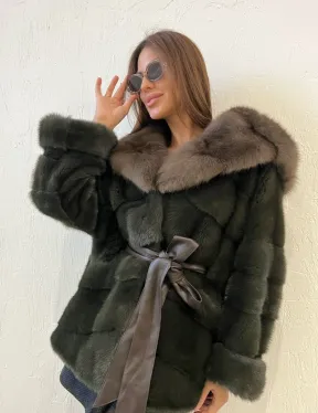 Норковое пончо шуба с капюшоном из меха куницы - цвет оливковый