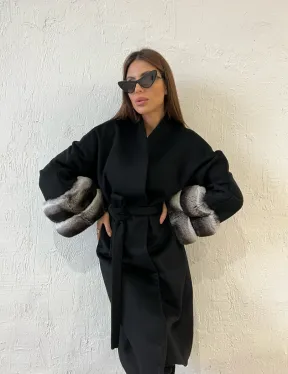 Пальто с мехом шиншиллы - цвет черный