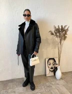 Дубленка авиатор в черном цвете из натуральной овчины