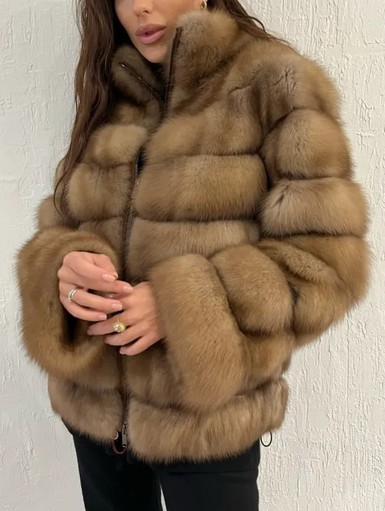 Шуба из меха куницы на молнии