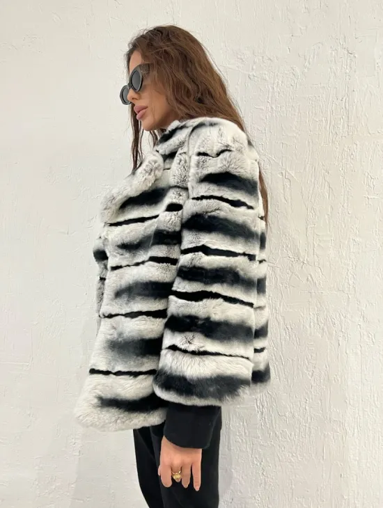 Короткая шуба из меха орилага под шиншиллу