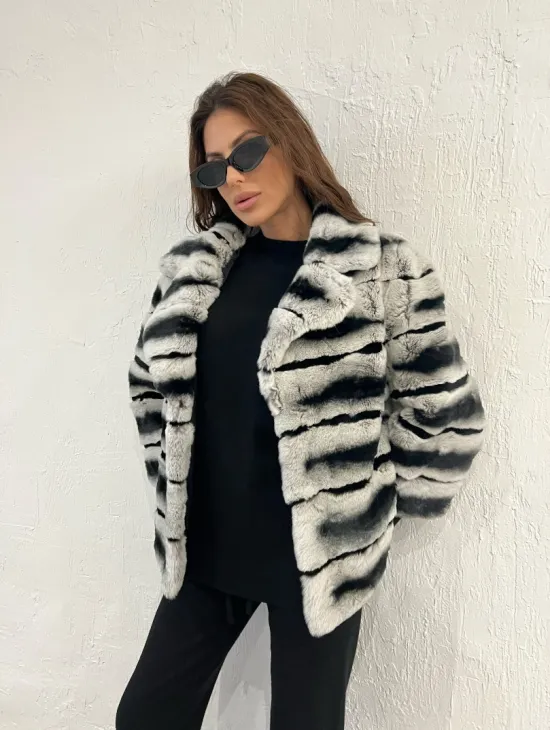 Короткая шуба из меха орилага под шиншиллу