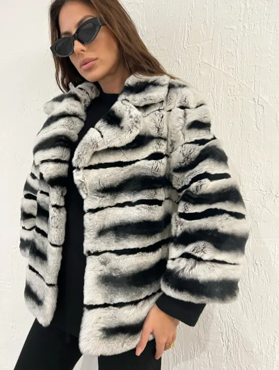 Короткая шуба из меха орилага под шиншиллу