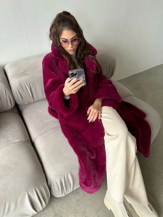 Шуба из меха плюшевой норки Velvet - английский воротник