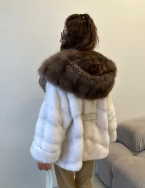 Норковая шуба - пончо с капюшоном из меха куницы