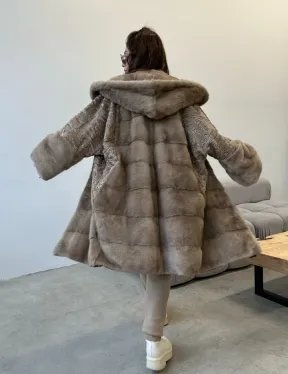 Шуба норковая с капюшоном - отделка из меха каракуля