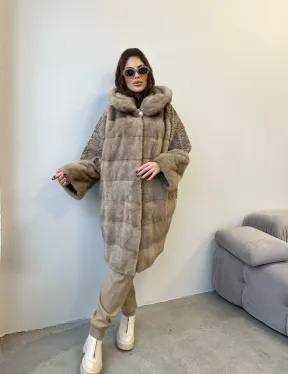 Шуба норковая с капюшоном - отделка из меха каракуля