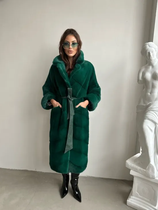 Норковая шуба с английским воротником - цвет изумруд