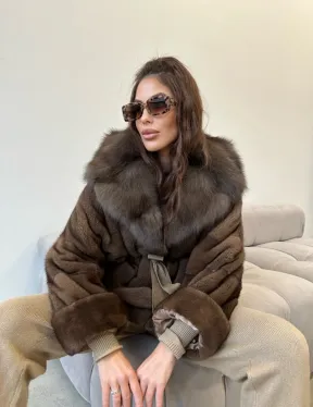 Шуба пончо из меха норки с капюшоном куница - цвет соболь