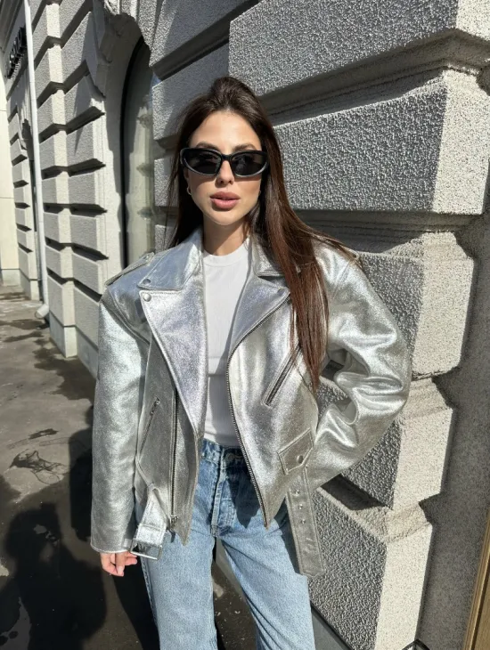 Куртка - косуха из натуральной кожи цвет серебристый