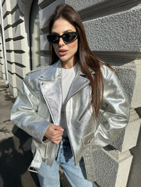 Куртка - косуха из натуральной кожи цвет серебристый