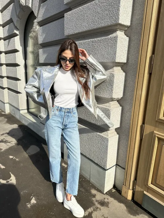 Куртка - косуха из натуральной кожи цвет серебристый