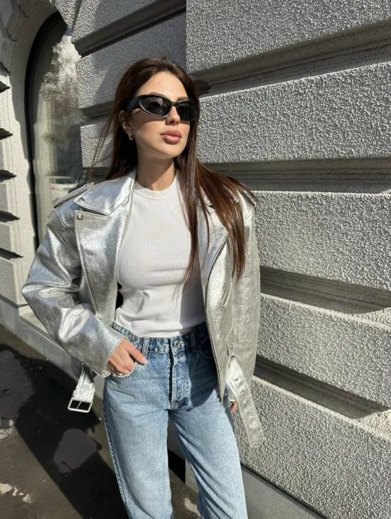 Куртка - косуха из натуральной кожи цвет серебристый