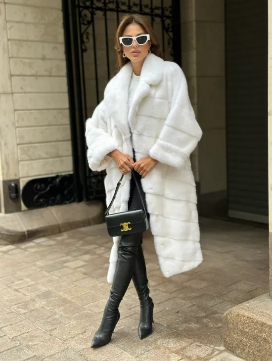 Белая шуба из мех норки NAFA