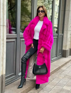 Норковая шуба в цвете фуксия