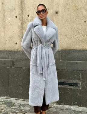 Голубая шуба из плюшевой норки “Velvet”