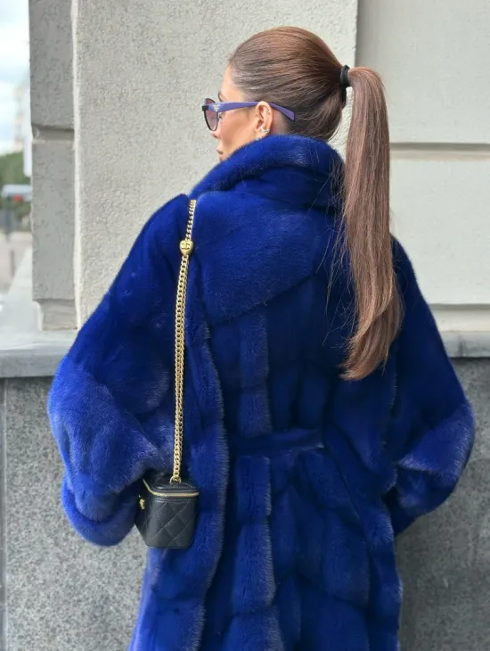 Норковая шуба - цвет электрик